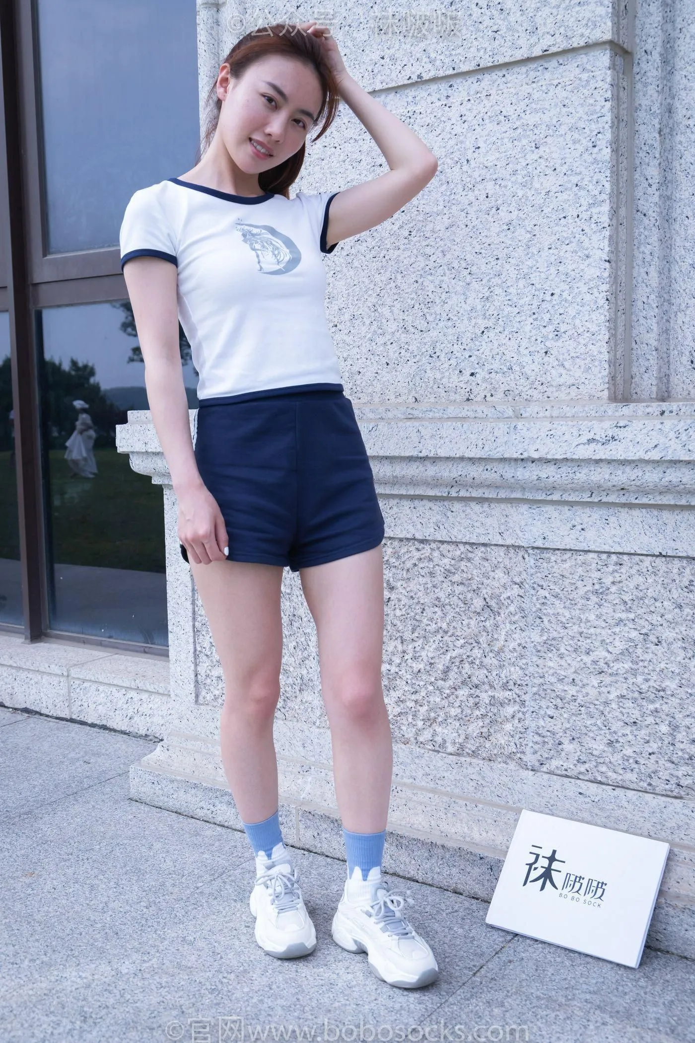 [BoBoSocks袜啵啵]NO.028 小米-运动鞋、白棉袜、裸足 [133P]插图5